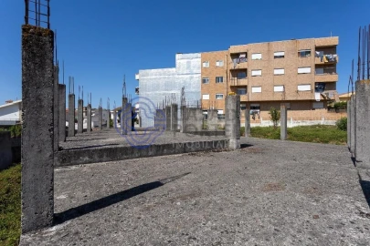 Terreno para Venda em Campo e Sobrado