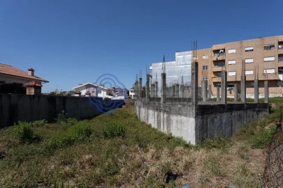 Terreno para Venda em Campo e Sobrado