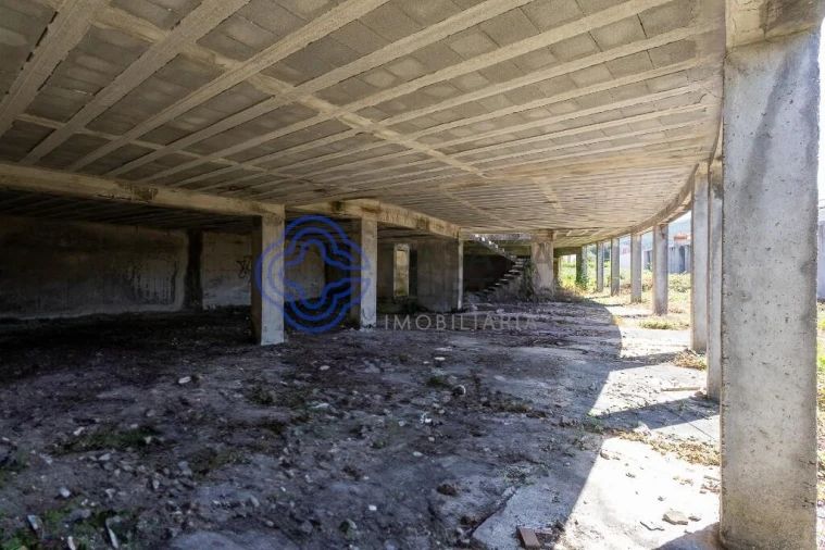 Terreno para Venda em Campo e Sobrado Foto 5