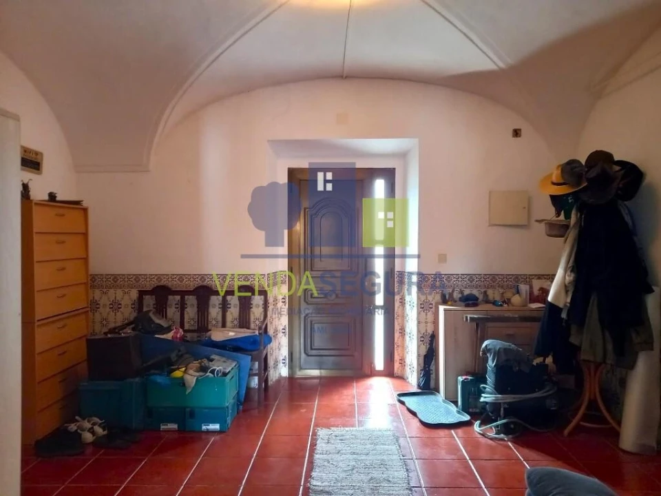 Moradia T5 para Venda em Amareleja Foto 6