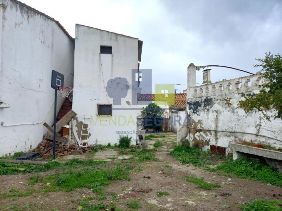 Moradia T5 para Venda em Amareleja Foto 30