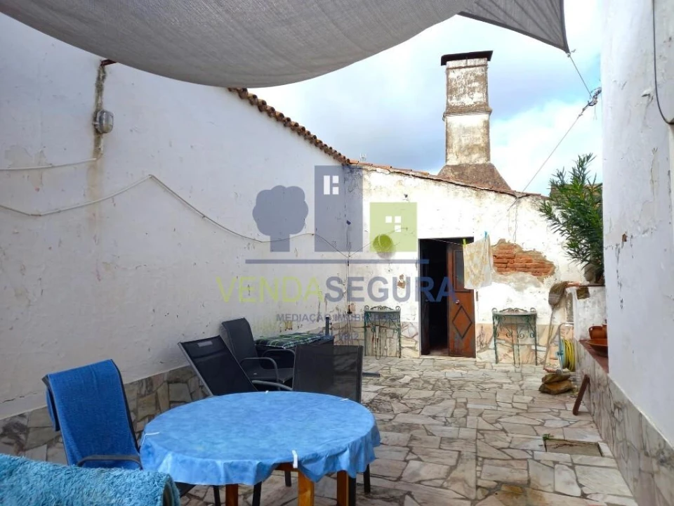 Moradia T5 para Venda em Amareleja Foto 22
