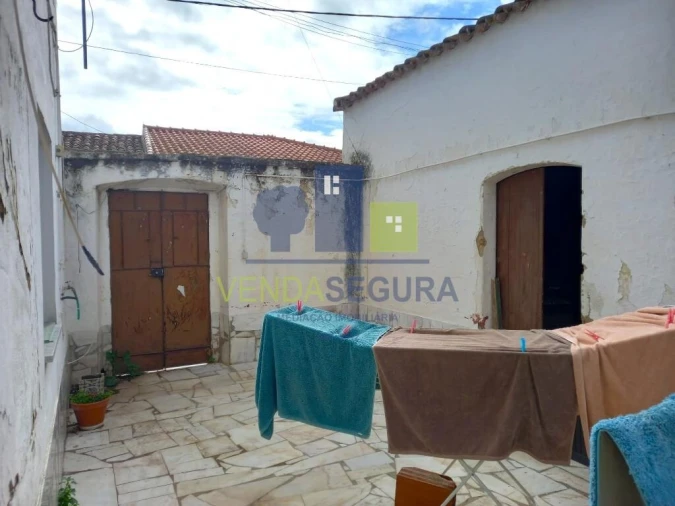 Moradia T5 para Venda em Amareleja Foto 23