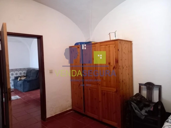 Moradia T5 para Venda em Amareleja Foto 8