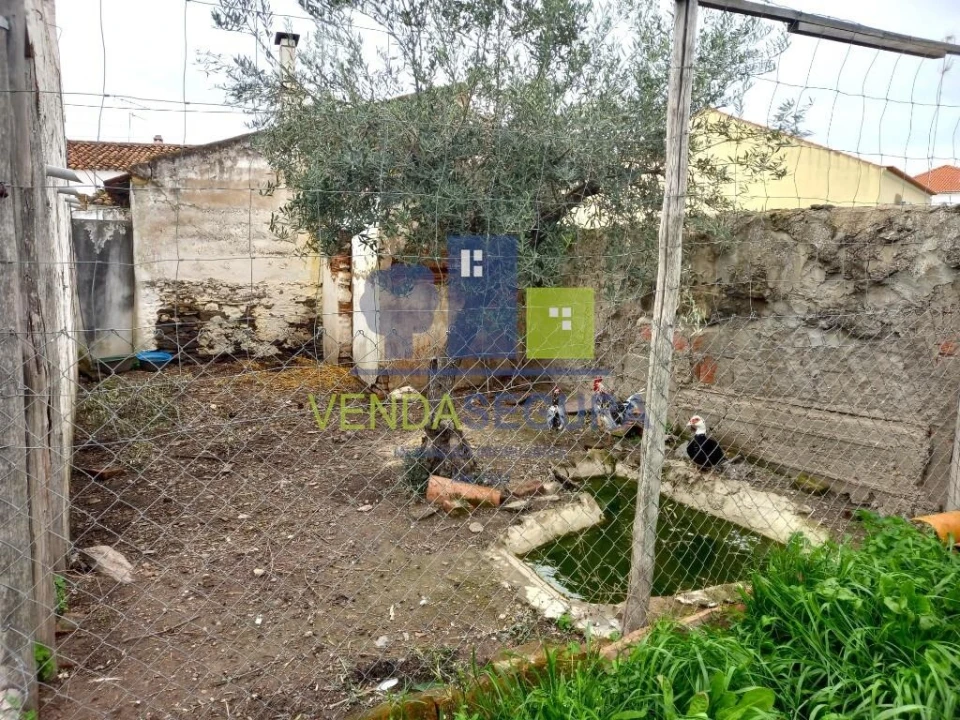 Moradia T5 para Venda em Amareleja Foto 34