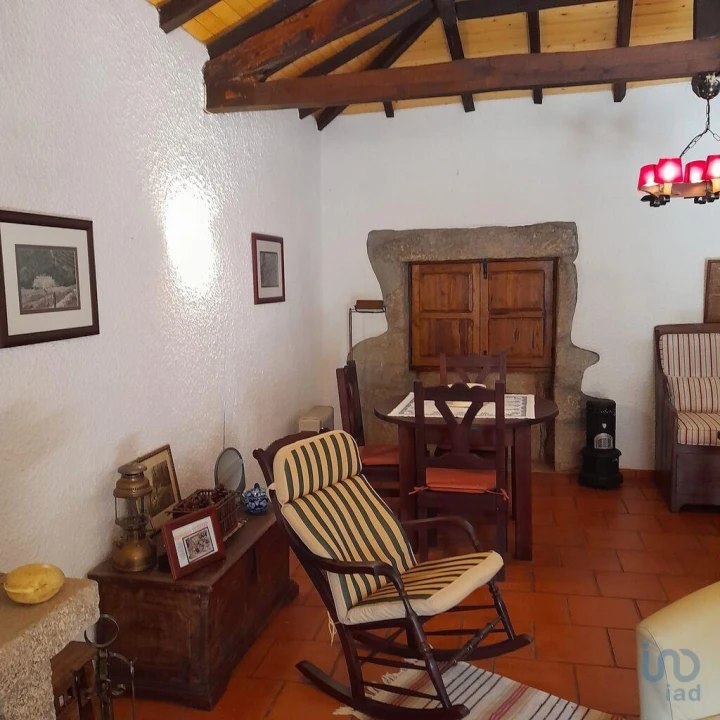 Moradia T1 para Venda em Tabuaço Foto 8