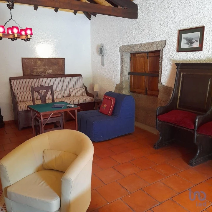 Moradia T1 para Venda em Tabuaço Foto 10