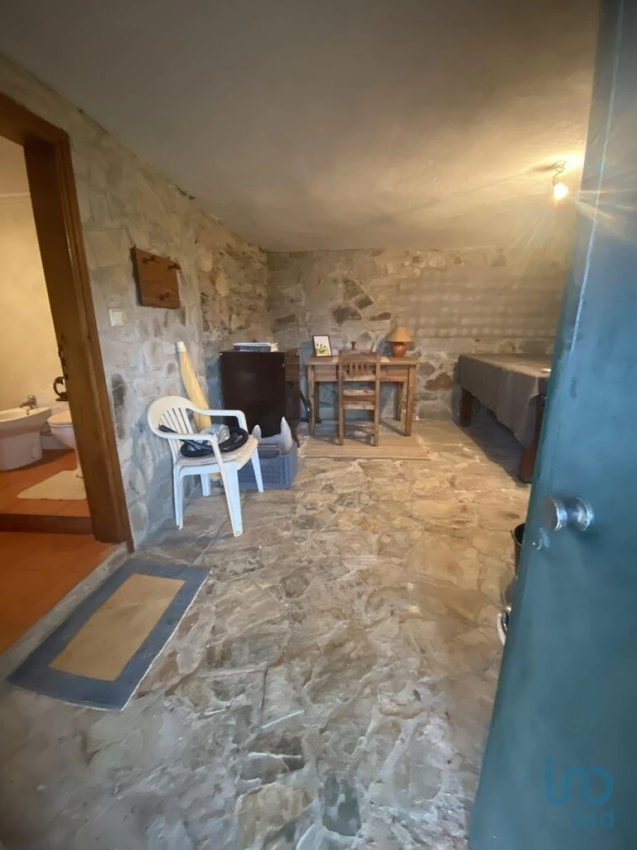 Moradia T1 para Venda em Tabuaço Foto 13