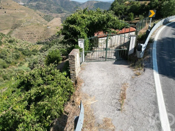 Moradia T1 para Venda em Tabuaço Foto 20