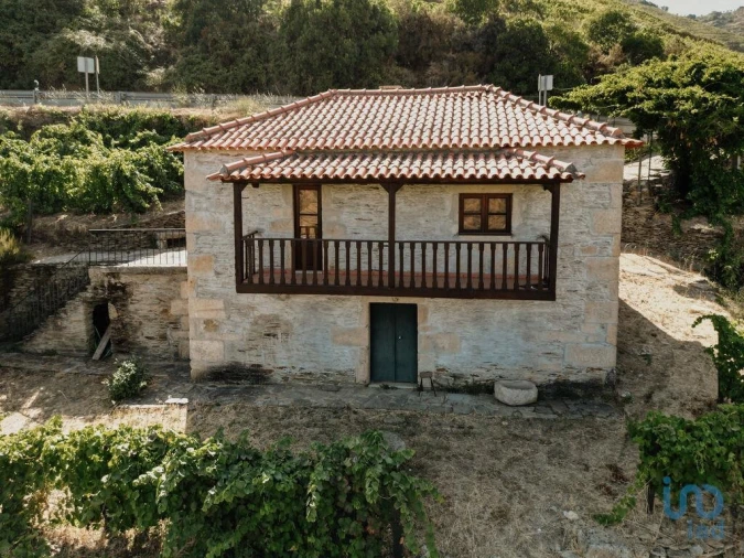 Moradia T1 para Venda em Tabuaço Foto 3