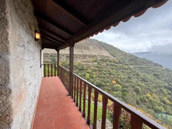 Moradia T1 para Venda em Tabuaço Foto 14