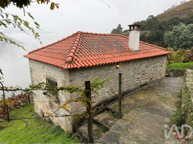 Moradia T1 para Venda em Tabuaço Foto 28