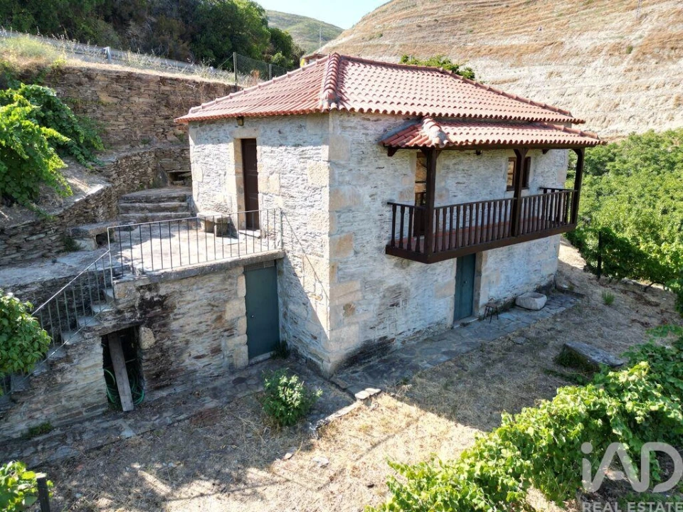 Moradia T1 para Venda em Tabuaço Foto 17