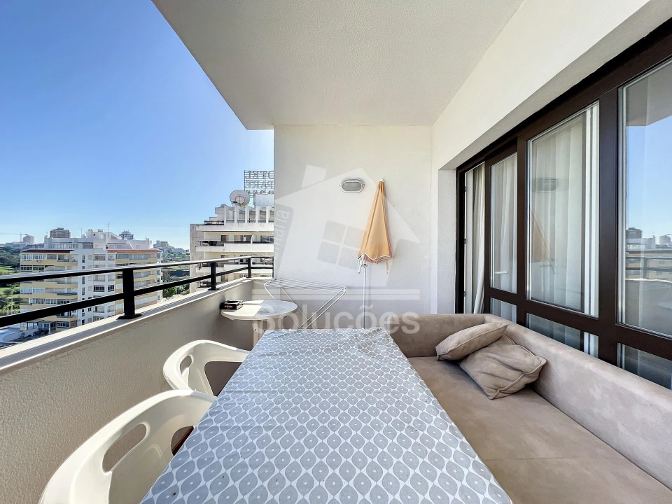 Apartamento T1 para Arrendamento em Portimão Foto 8