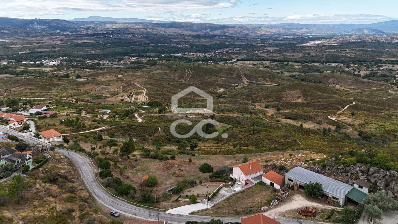 Terreno para Venda em Santo Antonio de Monforte Foto 9