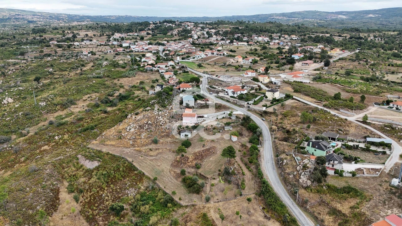 Terreno para Venda em Santo Antonio de Monforte Foto 16