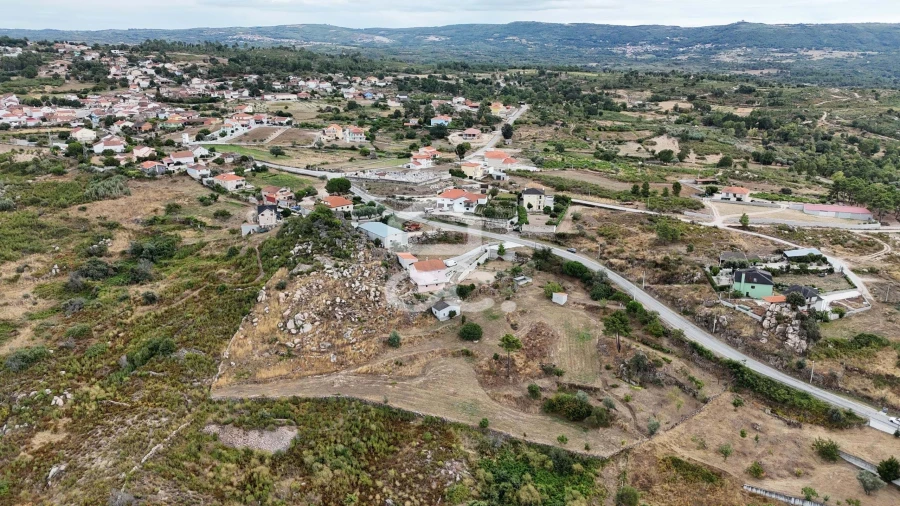 Terreno para Venda em Santo Antonio de Monforte Foto 18