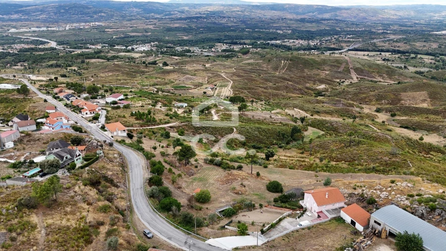 Terreno para Venda em Santo Antonio de Monforte Foto 6