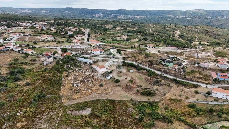 Terreno para Venda em Santo Antonio de Monforte Foto 21