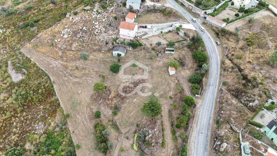 Terreno para Venda em Santo Antonio de Monforte Foto 14