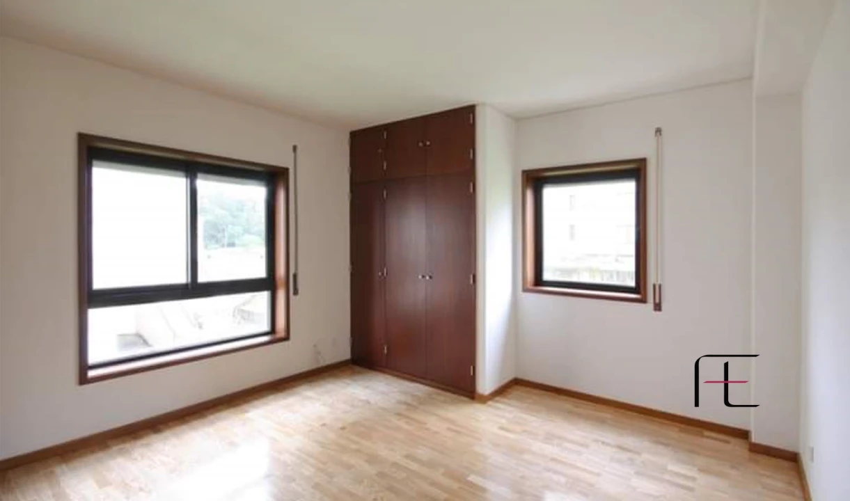 Apartamento T4 para Venda em Aldoar, Foz do Douro e Nevogilde Foto 4