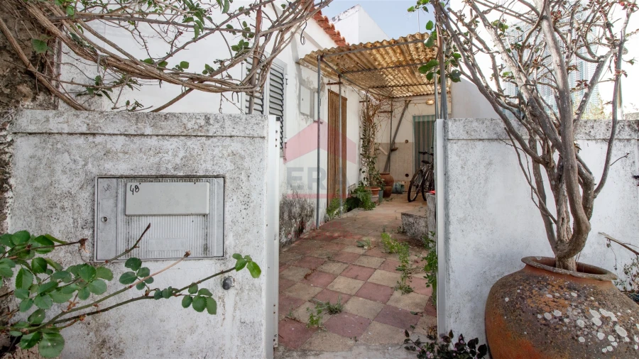 Moradia T1 para Venda em Vaqueiros Foto 5