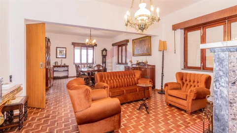 Moradia T4 para Venda em Castro Marim