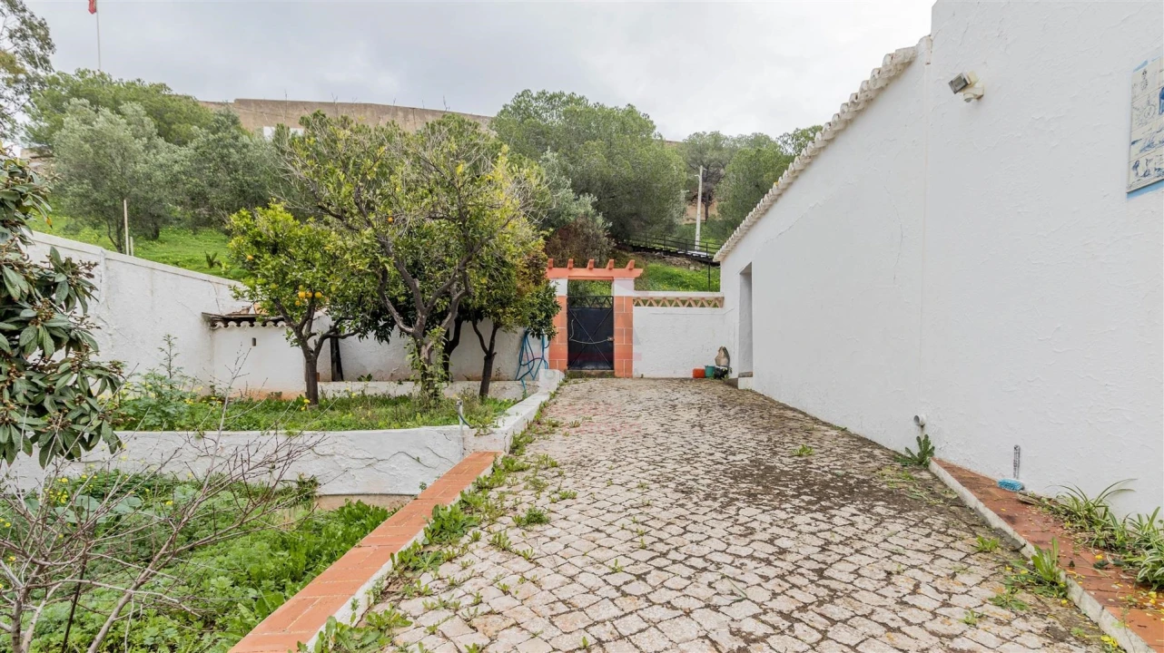 Moradia T4 para Venda em Castro Marim Foto 10