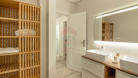 Moradia T4 para Arrendamento férias em Monte Gordo