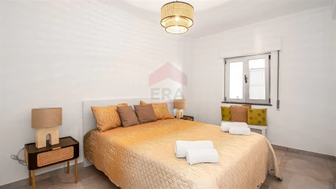 Moradia T4 para Arrendamento férias em Monte Gordo