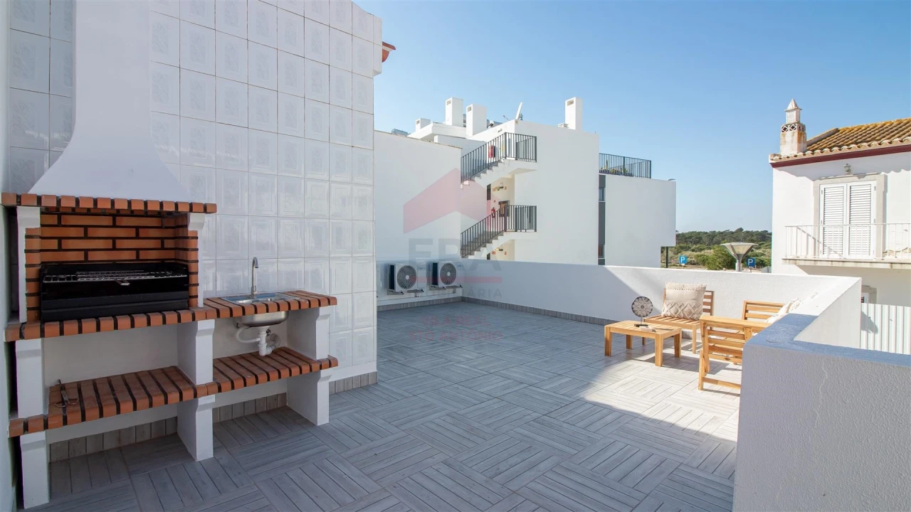 Moradia T4 para Arrendamento férias em Monte Gordo Foto 25