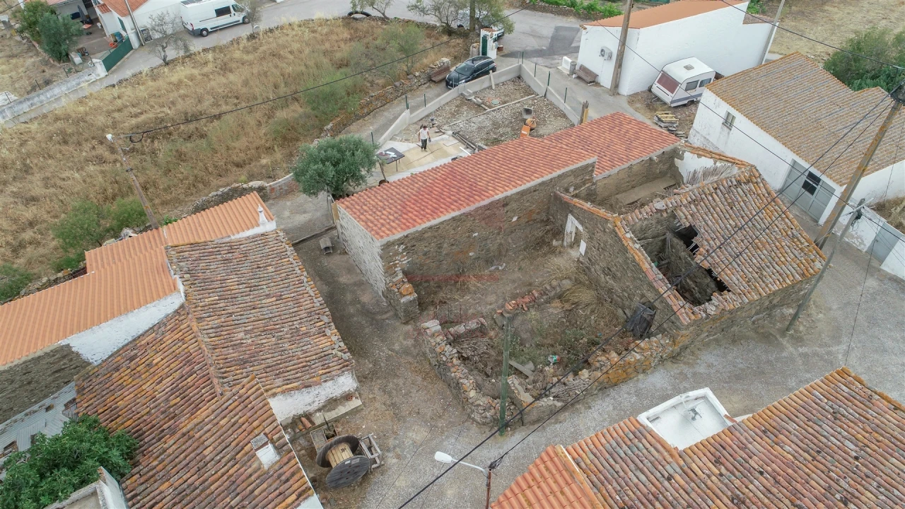 Moradia T0 para Venda em Alcoutim e Pereiro Foto 3