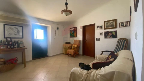 Moradia T4 para Venda em Mertola