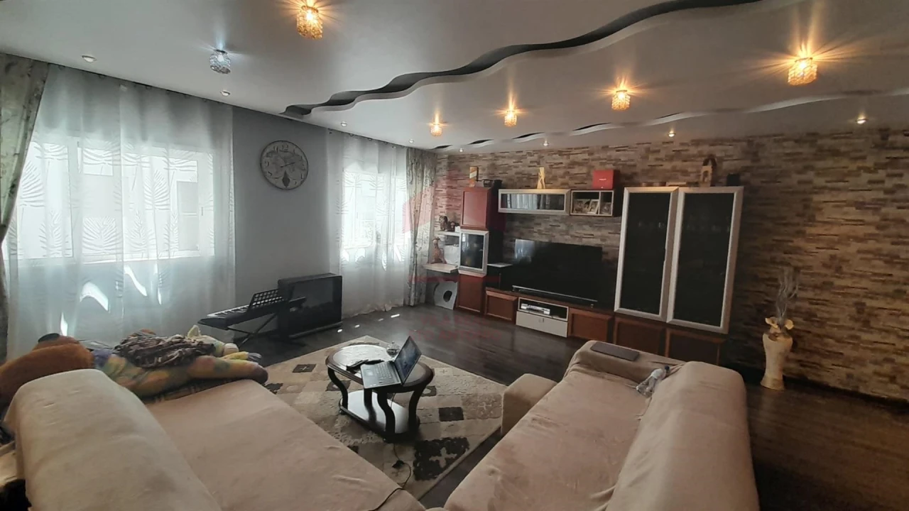 Apartamento T3 para Venda em Vila Real de Santo Antonio Foto 1