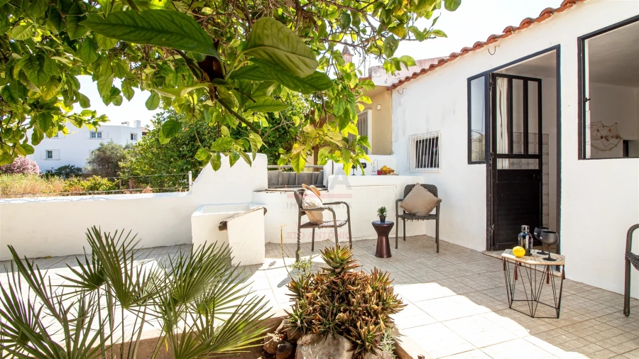 Moradia T4 para Venda em Conceição e Cabanas de Tavira Foto 3