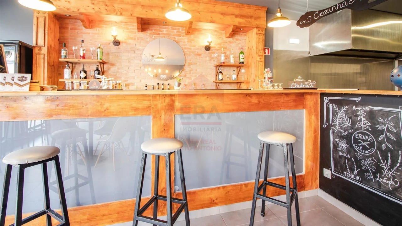 Loja para Venda em Monte Gordo Foto 3