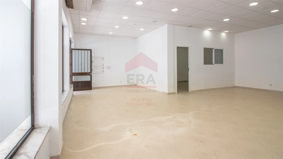 Loja para Venda em Monte Gordo Foto 2