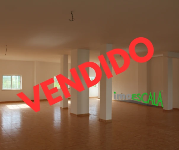 Loja para Venda em Cartaxo e Vale da Pinta Foto 1