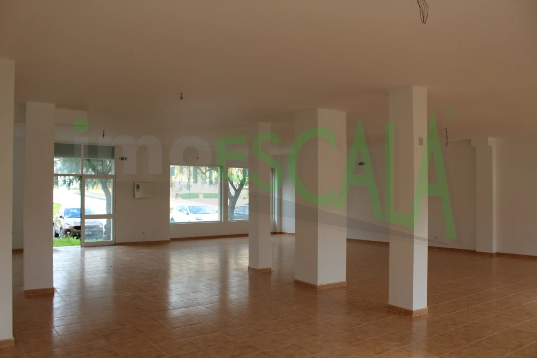 Loja para Venda em Cartaxo e Vale da Pinta Foto 12