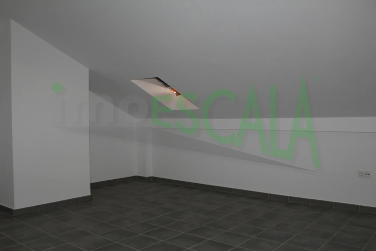 Apartamento T2 para Venda em Aveiras de Cima Foto 15