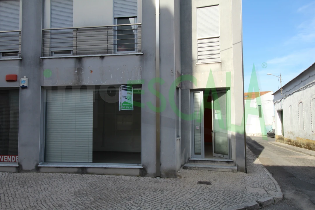 Loja para Venda em Cartaxo e Vale da Pinta Foto 15