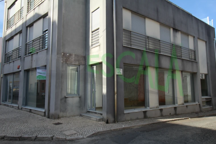 Loja para Venda em Cartaxo e Vale da Pinta Foto 13