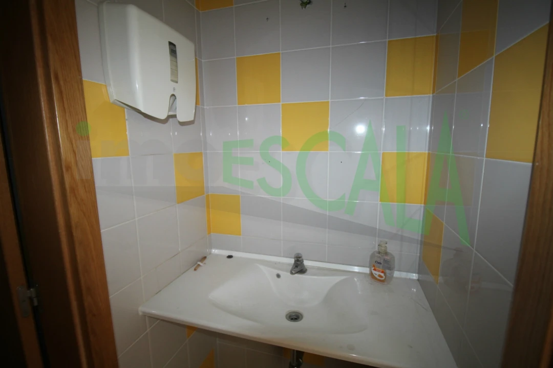 Loja para Venda em Cartaxo e Vale da Pinta Foto 11