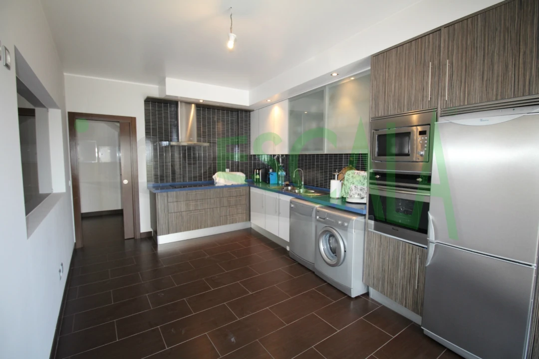 Apartamento T3 para Venda em Cartaxo e Vale da Pinta Foto 12