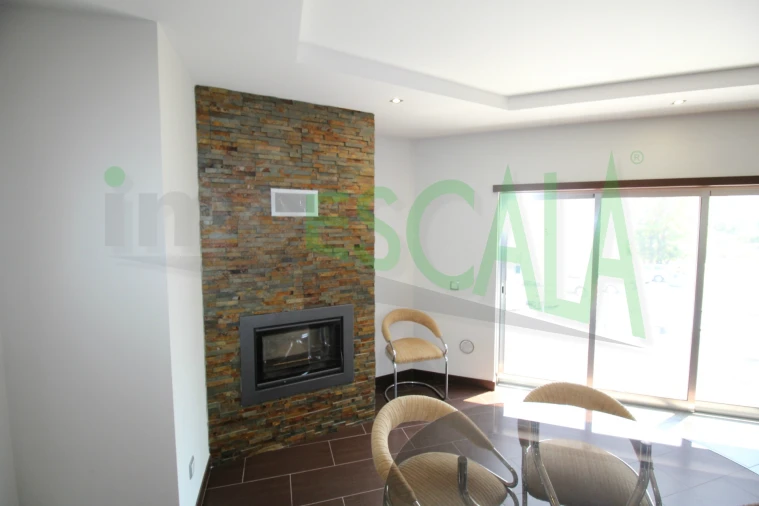 Apartamento T3 para Venda em Cartaxo e Vale da Pinta Foto 2