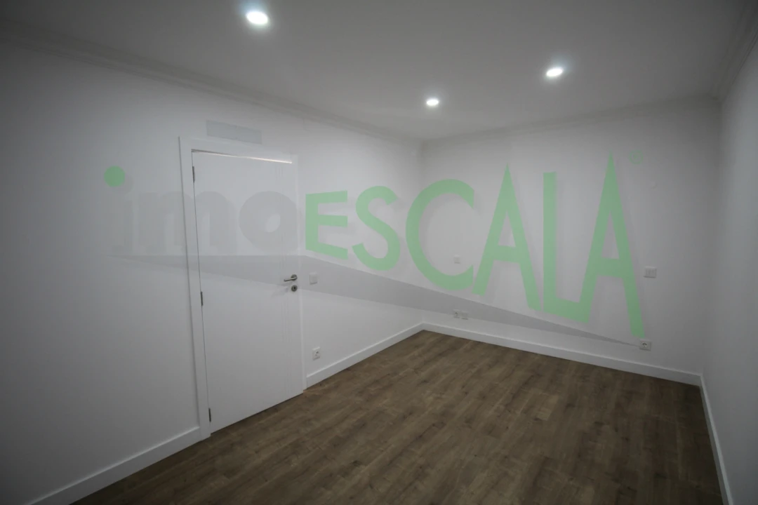 Moradia T3 para Venda em Fazendas de Almeirim Foto 29