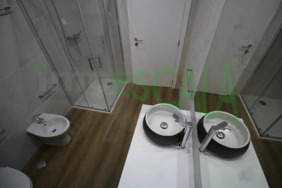 Moradia T3 para Venda em Fazendas de Almeirim Foto 26