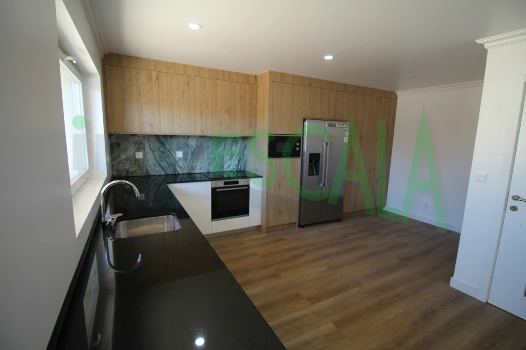 Moradia T3 para Venda em Fazendas de Almeirim Foto 20