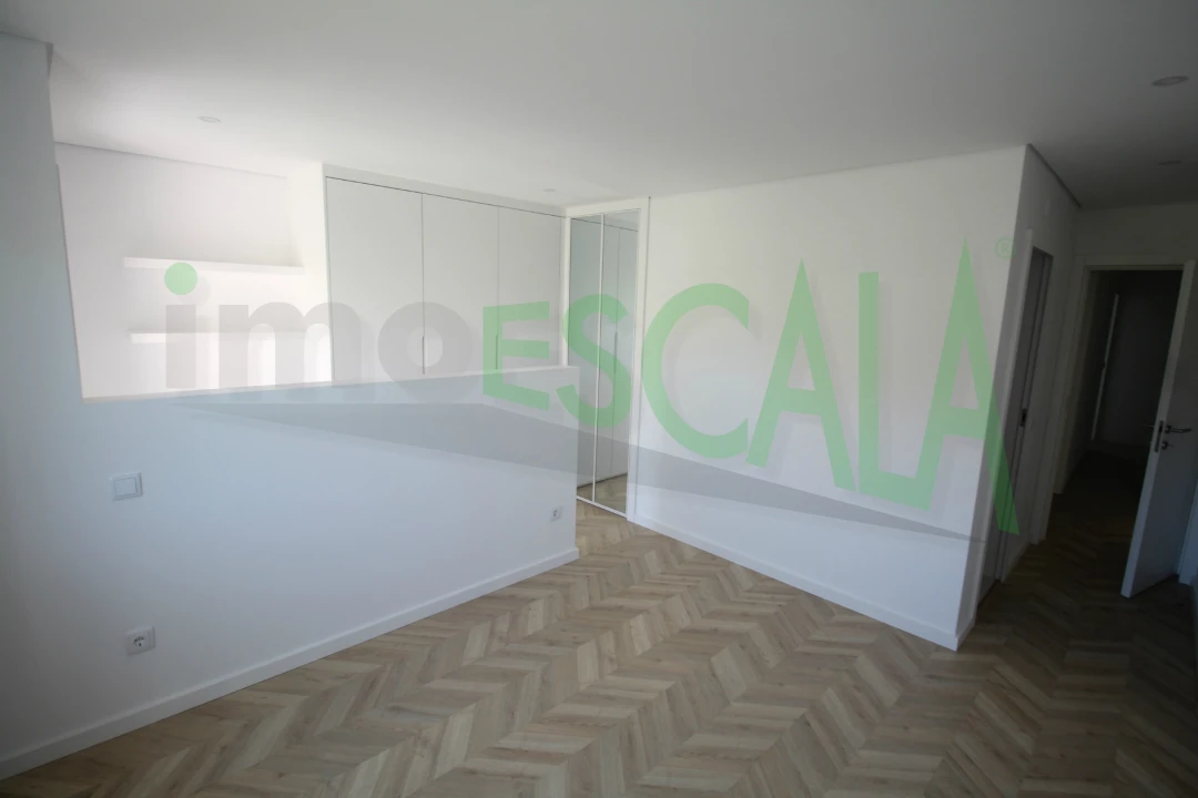 Apartamento T3 para Venda em Cartaxo e Vale da Pinta Foto 10