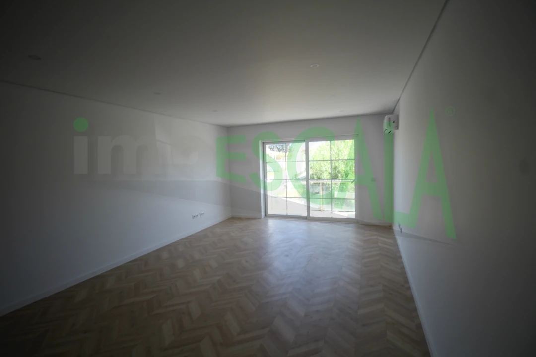 Apartamento T3 para Venda em Cartaxo e Vale da Pinta Foto 6